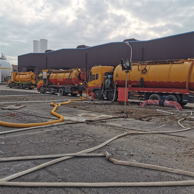 通山污水池清理